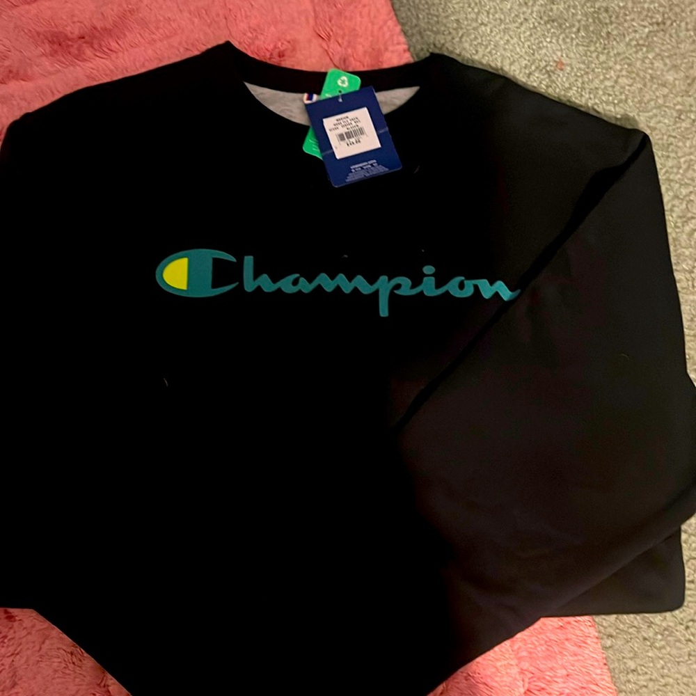 Men's crewneck Champion Sweatshirt, brand new with tags